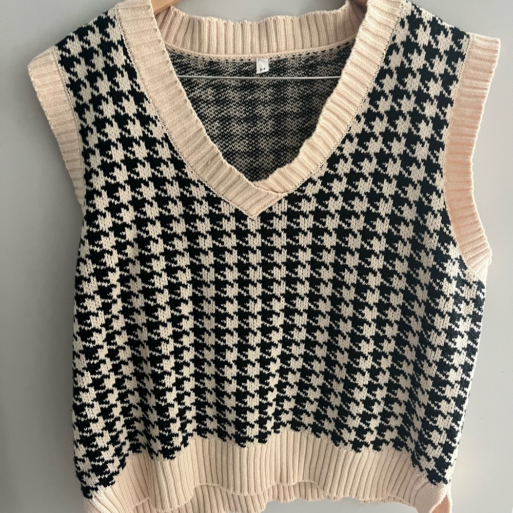 Oversized Sweater Vest